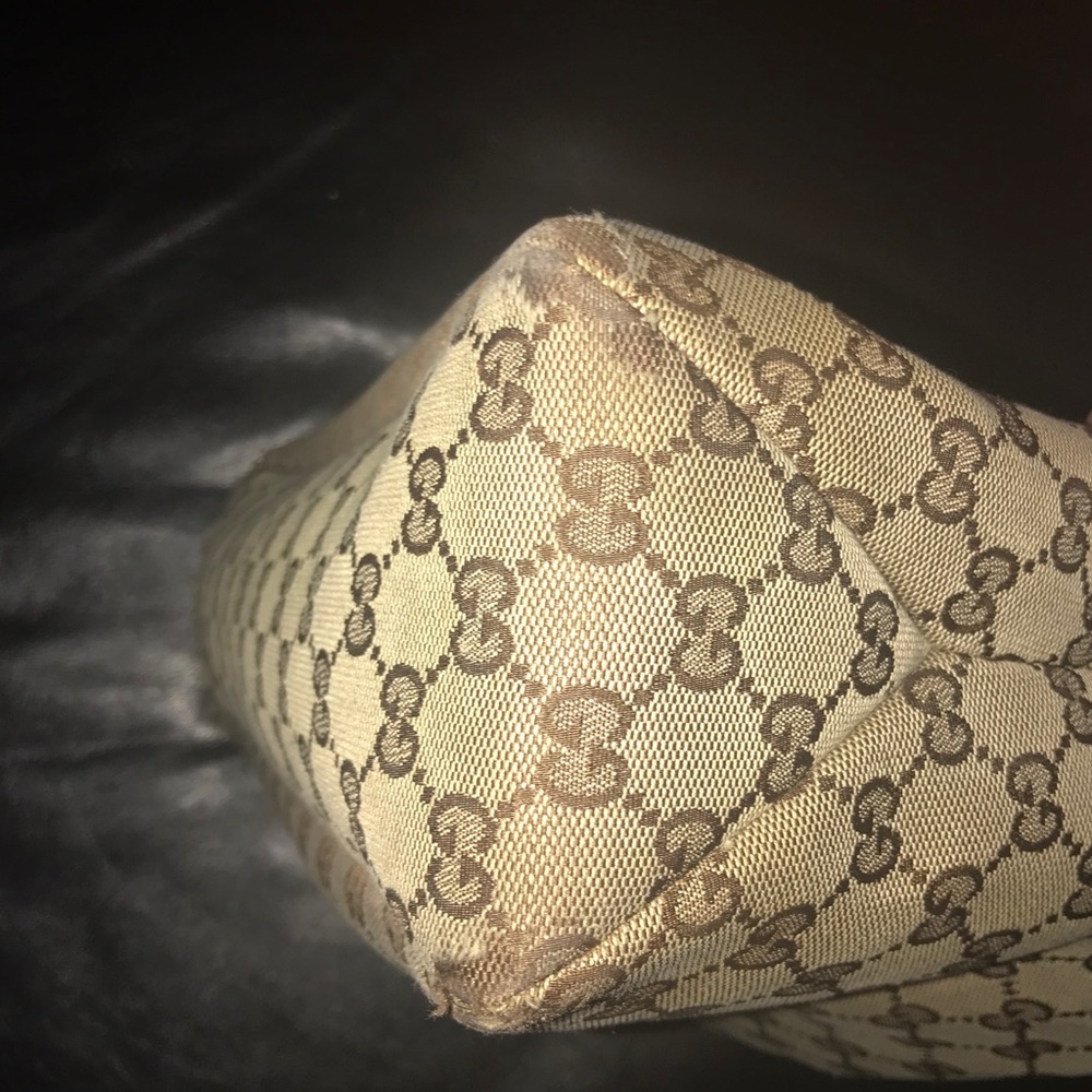 **AUTHENTIC!!** Gucci Medium Canvas Horsebit Hobo - Picture 4 of 8